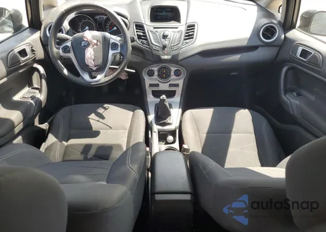 2015 Ford Fiesta Se z USA, uszkodzony, nr VIN 3FADP4EE7FM157139